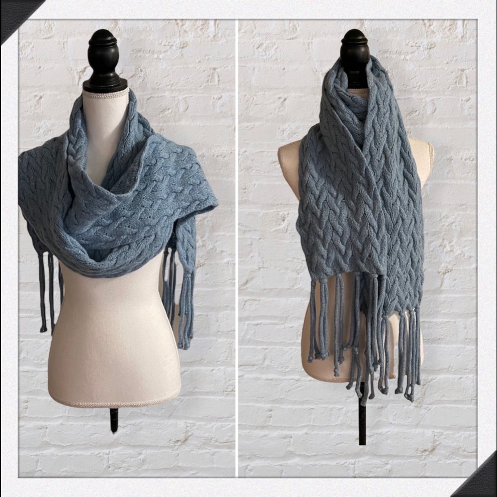 Nua Blue Knit Fringed Scarf-96x6